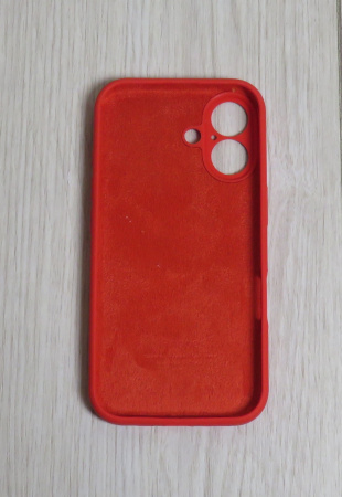 Силиконовый чехол для iPhone 16 с закрытой камерой Красный