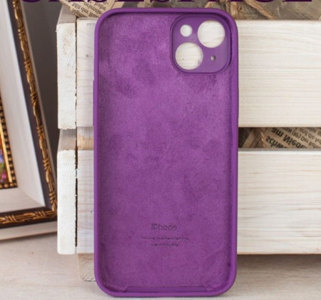Силиконовый чехол для iPhone 15 Plus с закрытой камерой фиолетовый
