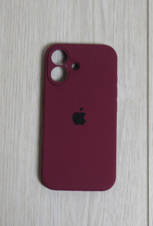 Силиконовый чехол для iPhone 16 Plus с закрытой камерой бордовый