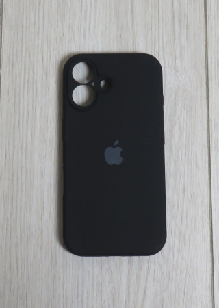 Силиконовый чехол для iPhone 16 с закрытой камерой Черный
