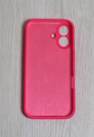 Силиконовый чехол для iPhone 16 Plus с закрытой камерой розовый