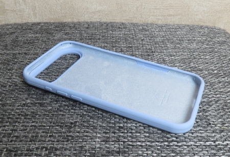 Силиконовый чехол для iPhone 17 Air с открытой камерой голубой