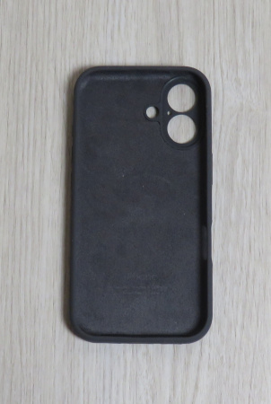 Силиконовый чехол для iPhone 16 с закрытой камерой Серый