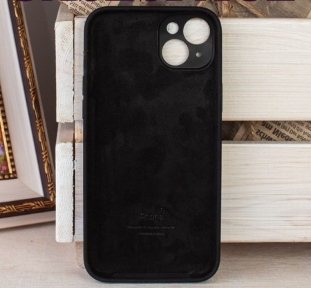 Силиконовый чехол для iPhone 15 Plus с закрытой камерой черный