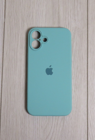 Силиконовый чехол для iPhone 16 с закрытой камерой Мятный
