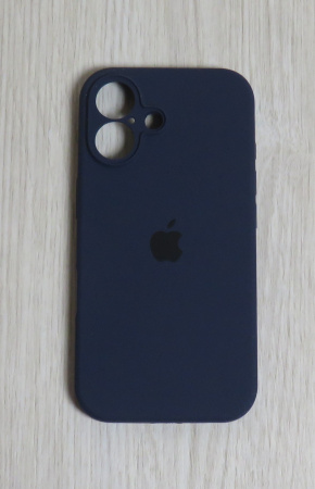 Силиконовый чехол для iPhone 16 с закрытой камерой т-синий