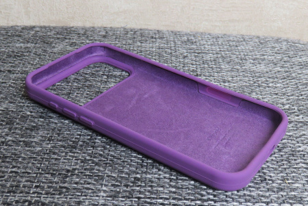 Силиконовый чехол для iPhone 17 Pro с открытой камерой Фиолетовый